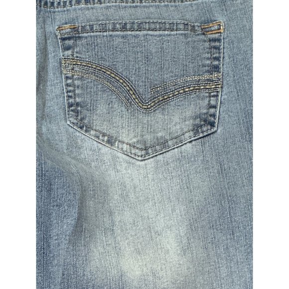 No Boundaries Junior Womens 1 Flare Leg Light Wash Blue Denim Stretch - Picture 6 of 7